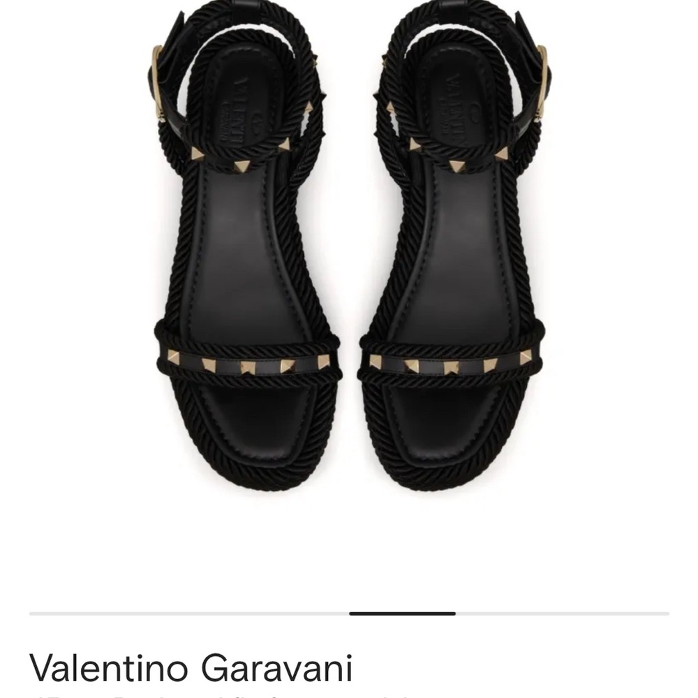 New Valentino 45mm Black platform Sandals